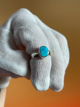 Load image into Gallery viewer, Kingman Turquoise Ring Size 7.5