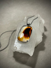 Load image into Gallery viewer, Montana Agate Statement Pendant