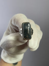 Load image into Gallery viewer, Marcasite Ring size 7.5