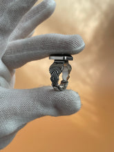 Load image into Gallery viewer, Montana Agate Ring size 7.75