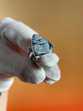 Load image into Gallery viewer, Dark Moon Hubei Turquoise Ring size 7.25