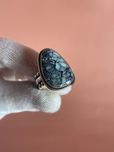 Load image into Gallery viewer, Dark Moon Hubei Turquoise Ring size 8.5