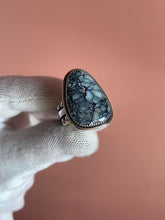 Load image into Gallery viewer, Dark Moon Hubei Turquoise Ring size 8.5