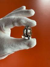 Load image into Gallery viewer, Dark Moon Hubei Turquoise Ring size 7.25