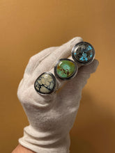 Load image into Gallery viewer, Persian Turquoise Ring Size 6.5